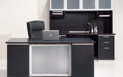 Choosing the Right Desk For Your Occupation