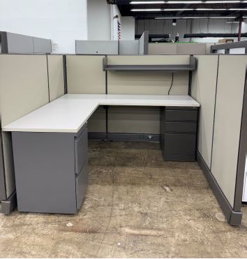 Herman Miller AO2 5 1/2' x 6' Workstations