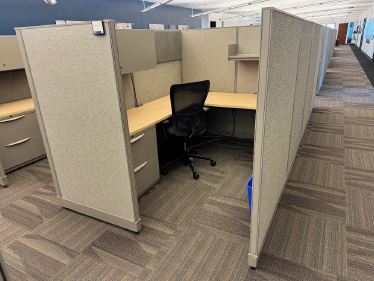 Haworth Unigroup2 6' x 8' 66" H Workstations