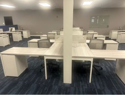 Haworth Compose 5' x 6' Benching Stations - Image 3