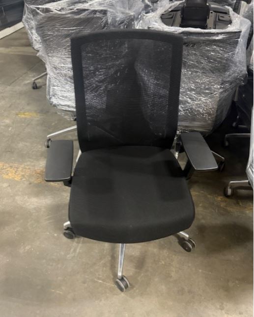 Black Mesh Back Task Chairs