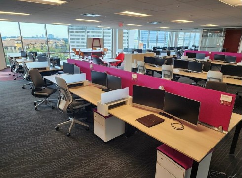 Steelcase 60" W x 28" D Benching Stations - Image 3