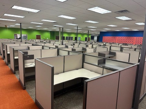 Herman Miller AO2 6x6 Workstations - Image 3
