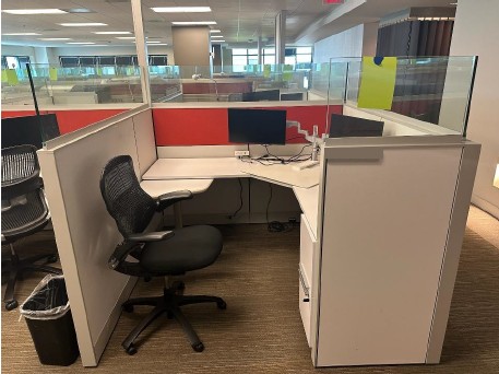 Knoll 5 1/2 x 6 Workstations