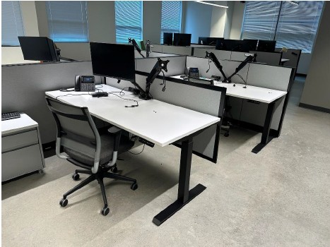 Steelcase Answer 6 x 6 42" H Workstations